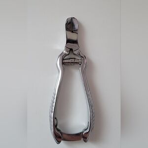 Tweezerman Barrel Spring Toenail Nipper